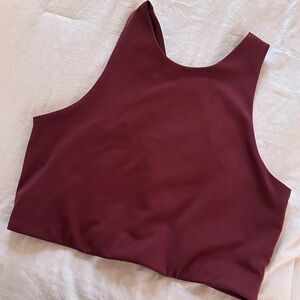 High neck sports bra